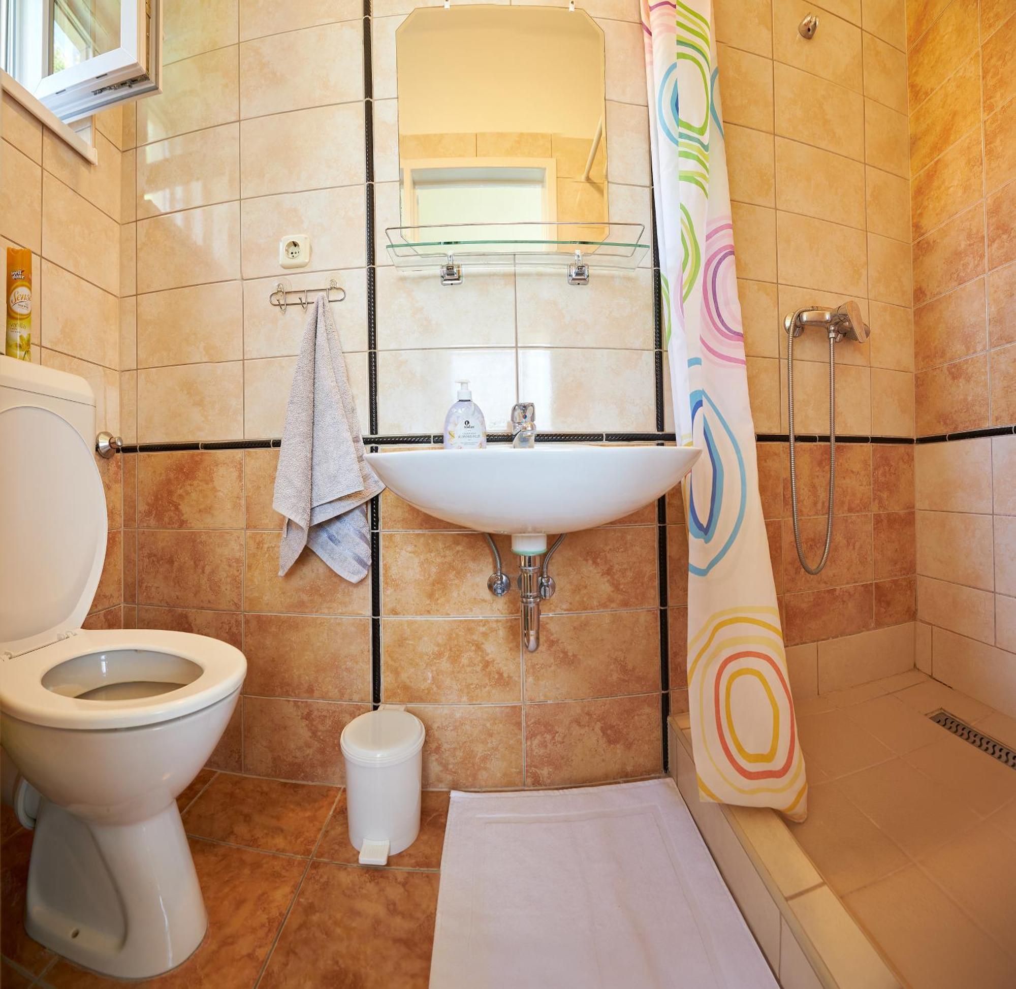 ADA 2 Apartmanház Hajdúszoboszló Exterior foto